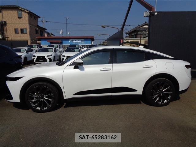 Toyota Crown Crossover 2023-10 8313841-4