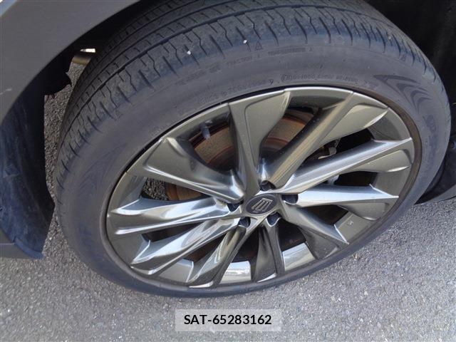 Toyota Crown Crossover 2023-10 8313841-8