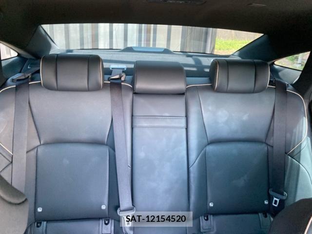 Toyota Crown Crossover 2022-11 8334482-12
