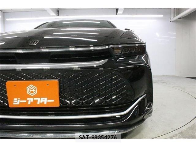 Toyota Crown Crossover 2023-07 8335320-12