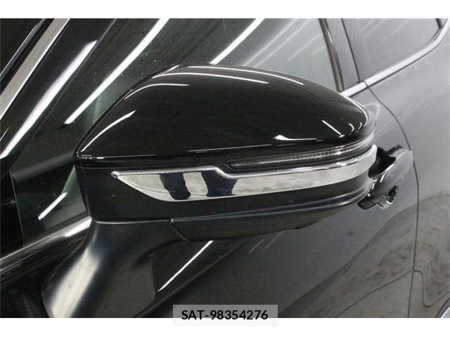 Toyota Crown Crossover 2023-07 8335320-14
