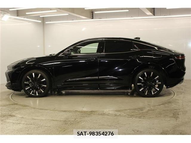 Toyota Crown Crossover 2023-07 8335320-7