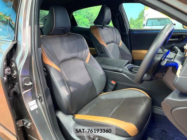 Toyota Crown Crossover 2023-04 8335316-9