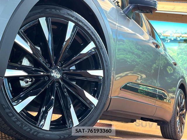 Toyota Crown Crossover 2023-04 8335316-14