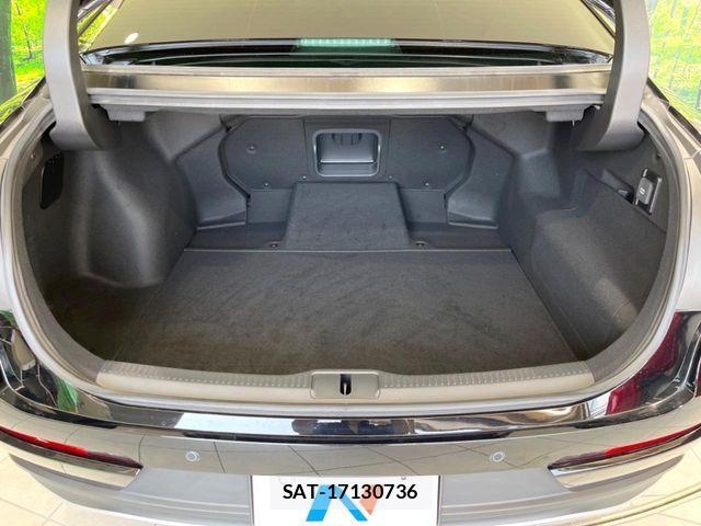 Toyota Crown Crossover 2023-09 8335318-9