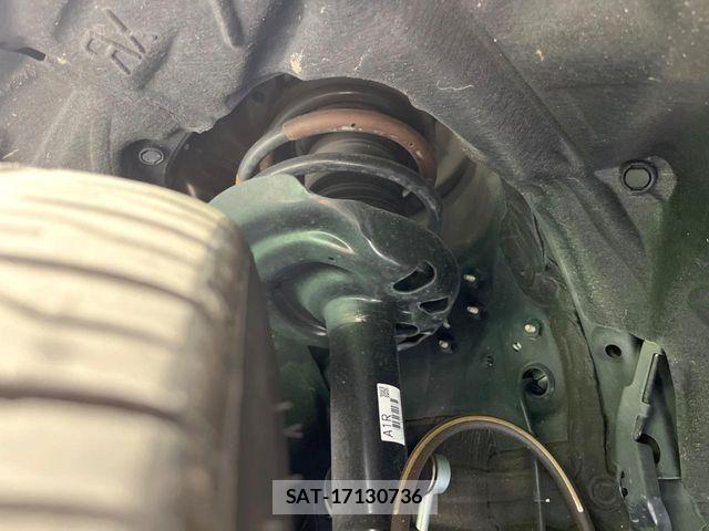 Toyota Crown Crossover 2023-09 8335318-19