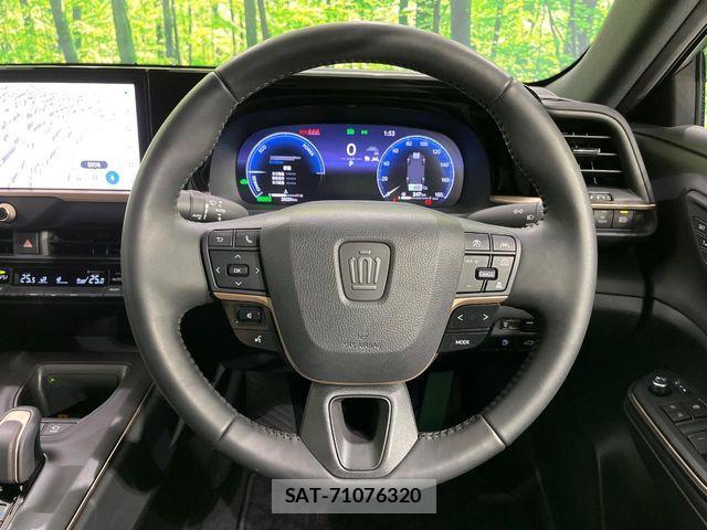 Toyota Crown Crossover 2023-04 8335315-11