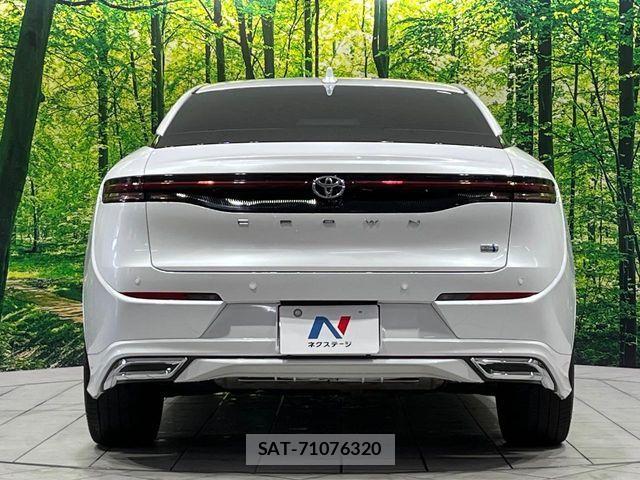 Toyota Crown Crossover 2023-04 8335315-15