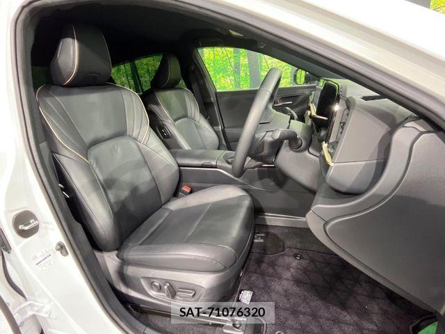 Toyota Crown Crossover 2023-04 8335315-8