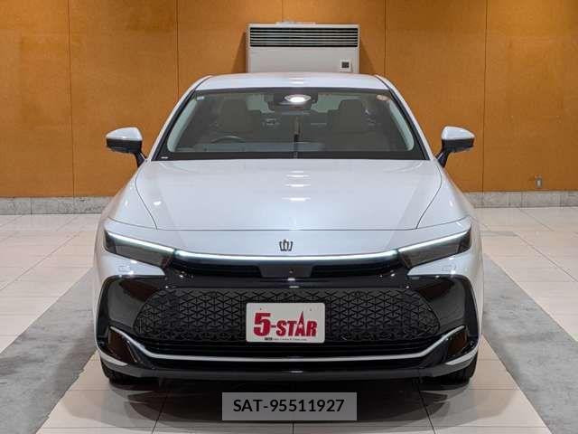 Toyota Crown Crossover 2022-11 8335323-10