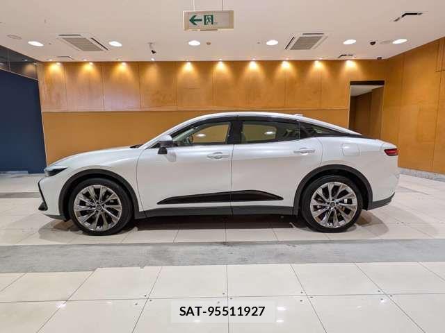 Toyota Crown Crossover 2022-11 8335323-11