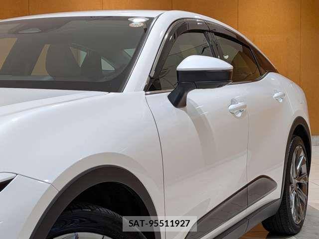 Toyota Crown Crossover 2022-11 8335323-16