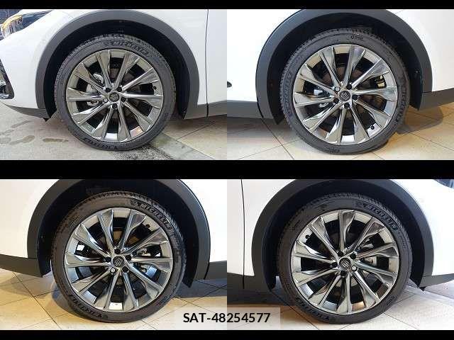 Toyota Crown Crossover 2026-03 8335312-13