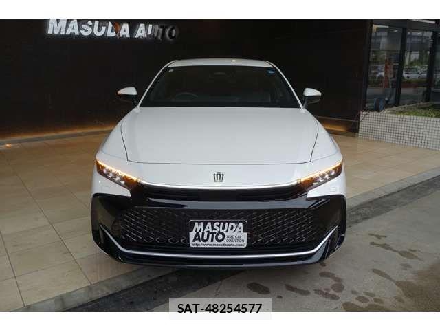 Toyota Crown Crossover 2026-03 8335312-1