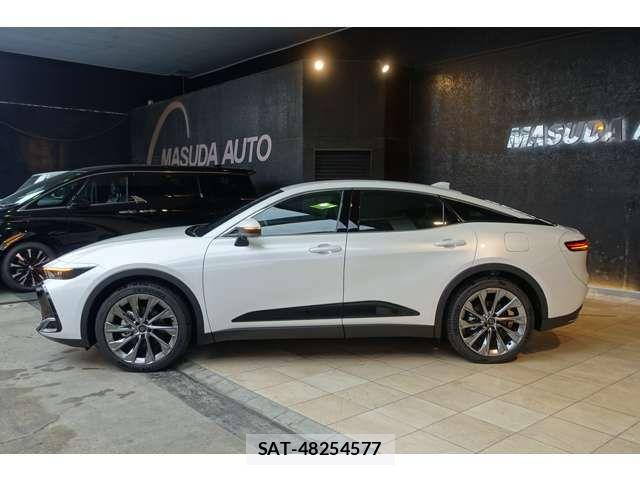 Toyota Crown Crossover 2026-03 8335312-3