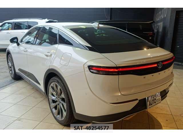 Toyota Crown Crossover 2026-03 8335312-4