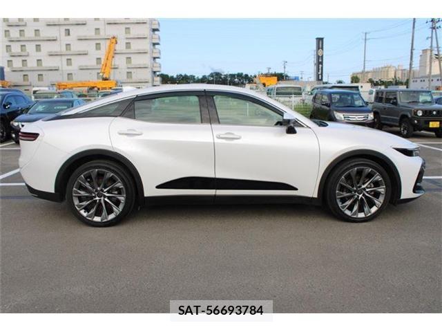 Toyota Crown Crossover 2022-12 8335322-9