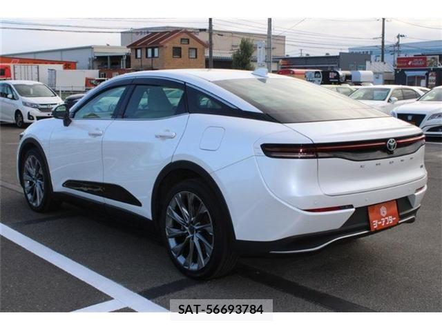 Toyota Crown Crossover 2022-12 8335322-12