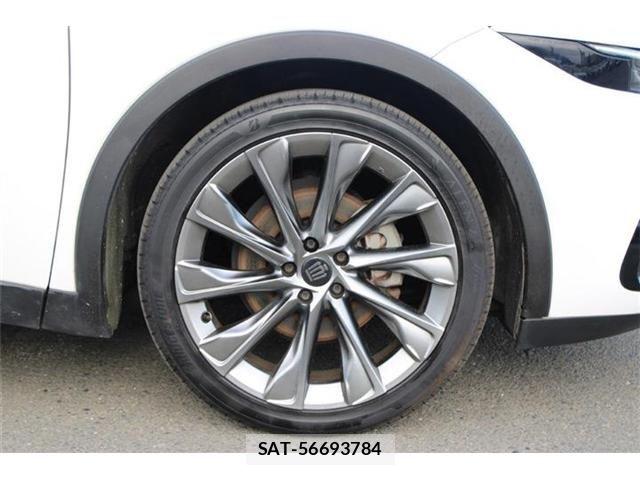 Toyota Crown Crossover 2022-12 8335322-20