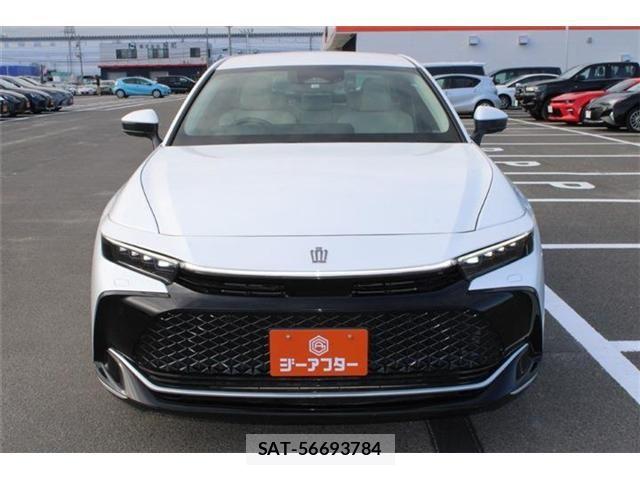 Toyota Crown Crossover 2022-12 8335322-7