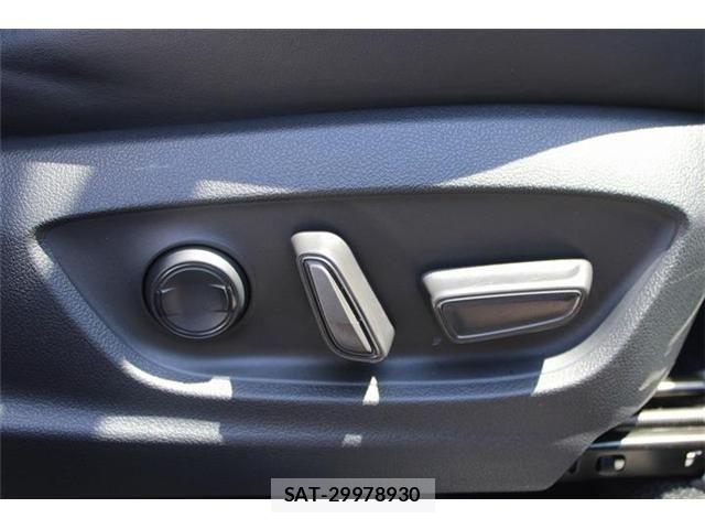 Toyota Crown Crossover 2023-04 8335321-16
