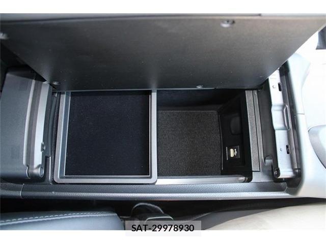 Toyota Crown Crossover 2023-04 8335321-19