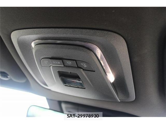 Toyota Crown Crossover 2023-04 8335321-23