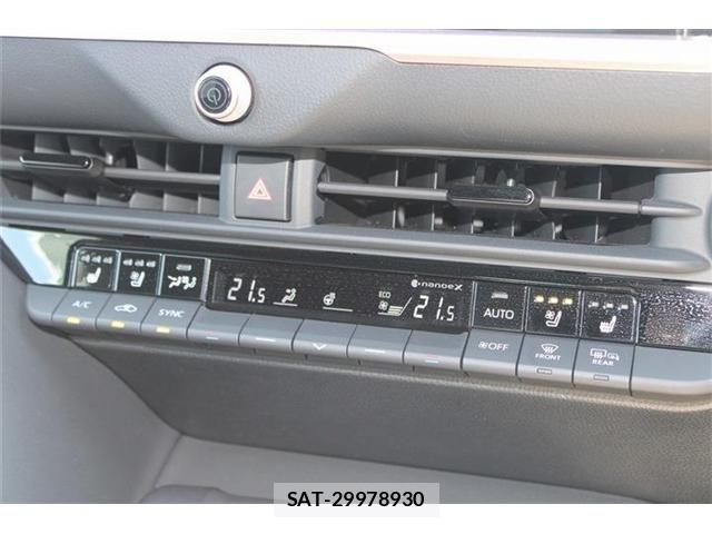 Toyota Crown Crossover 2023-04 8335321-26