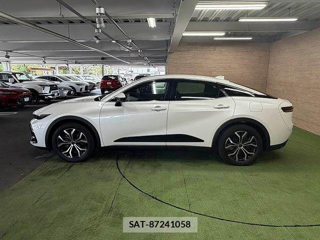 Toyota Crown Crossover 2023-06 8335319-16