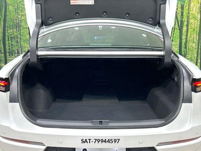 Toyota Crown Crossover 2022-12 8335317-10