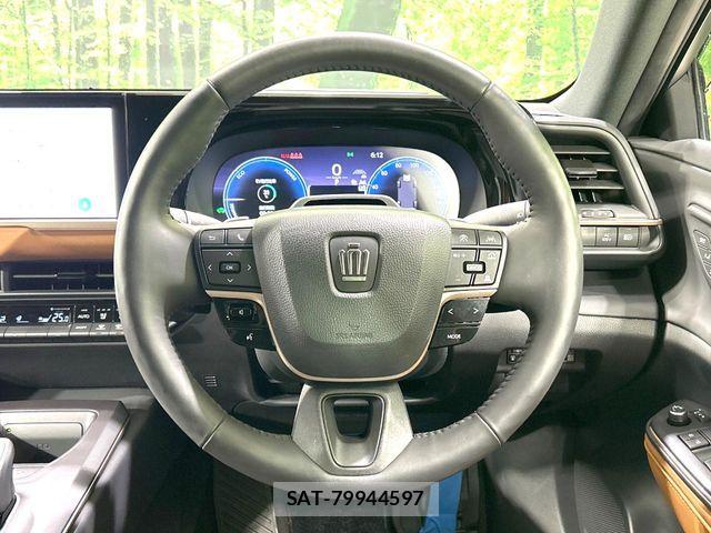 Toyota Crown Crossover 2022-12 8335317-11
