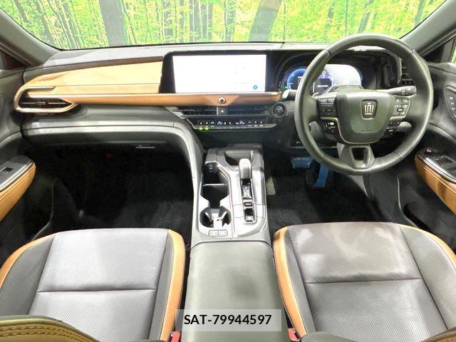 Toyota Crown Crossover 2022-12 8335317-7
