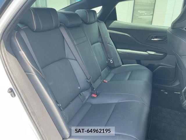 Toyota Crown Crossover 2023-08 8354205-13