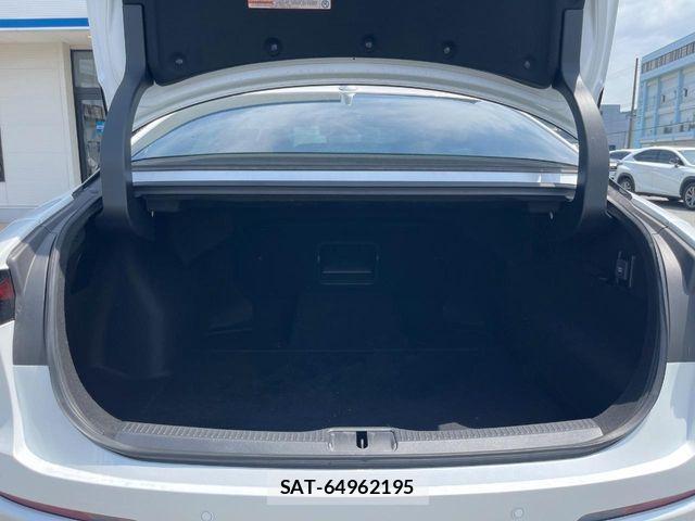 Toyota Crown Crossover 2023-08 8354205-14