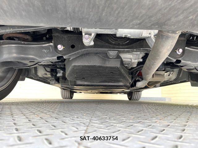Toyota Crown Crossover 2025-01 8354203-18