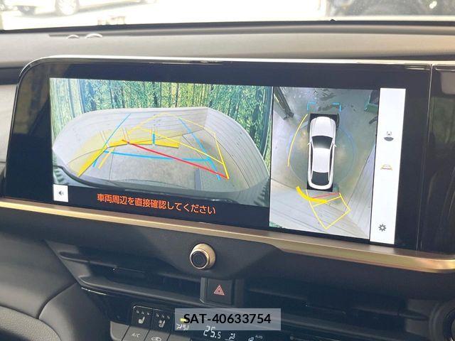 Toyota Crown Crossover 2025-01 8354203-3