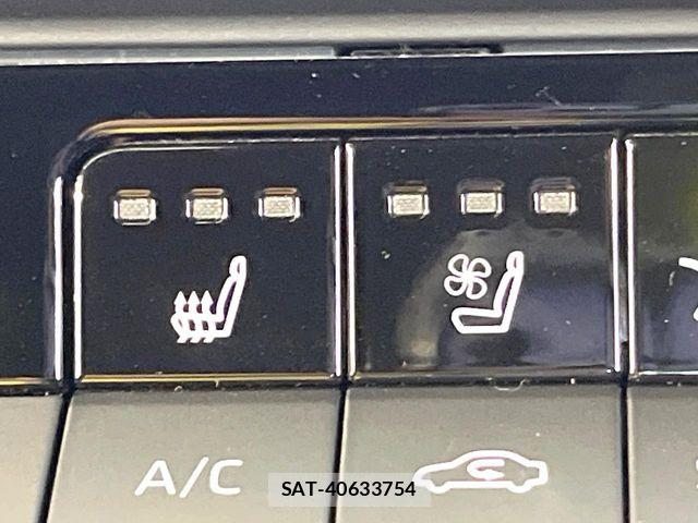 Toyota Crown Crossover 2025-01 8354203-4