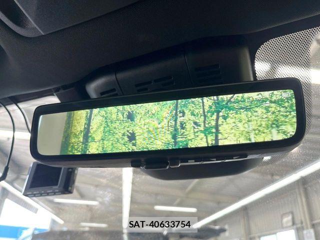 Toyota Crown Crossover 2025-01 8354203-6