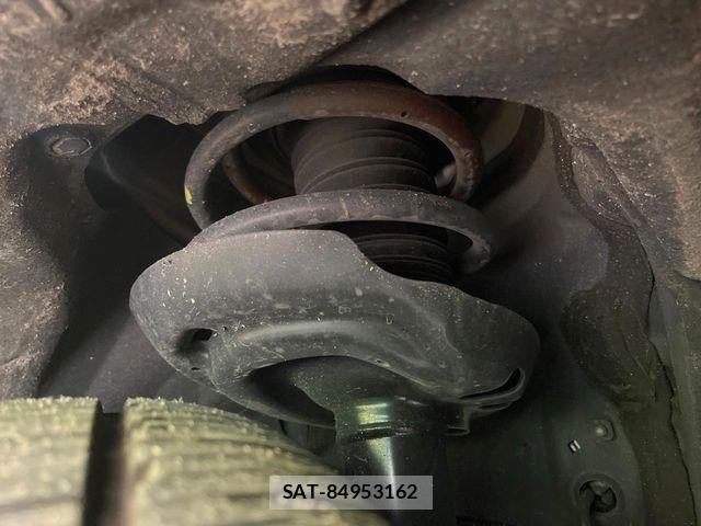 Toyota Crown Crossover 2023-08 8354204-17