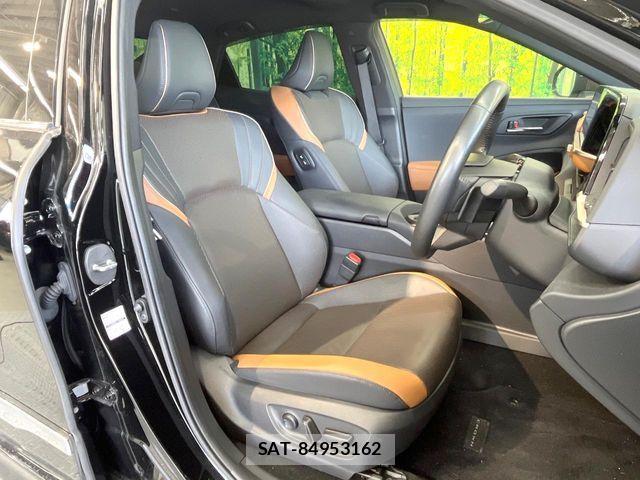 Toyota Crown Crossover 2023-08 8354204-7