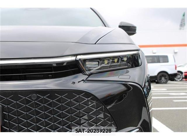 Toyota Crown Crossover 2024-12 8365254-9