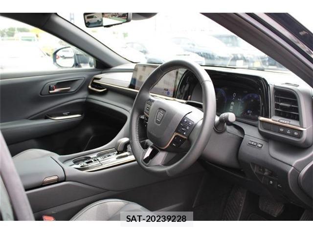 Toyota Crown Crossover 2024-12 8365254-23