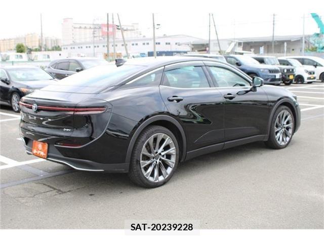 Toyota Crown Crossover 2024-12 8365254-4
