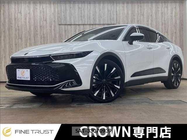 Toyota Crown Crossover 2023-07 8365255-0