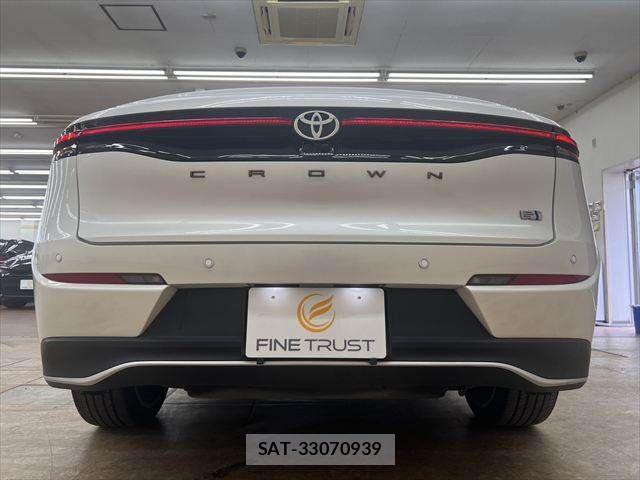 Toyota Crown Crossover 2023-07 8365255-15