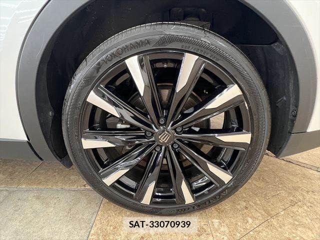 Toyota Crown Crossover 2023-07 8365255-22