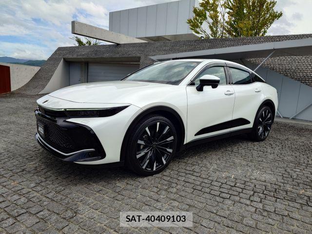 Toyota Crown Crossover 2023-01 8365251-1
