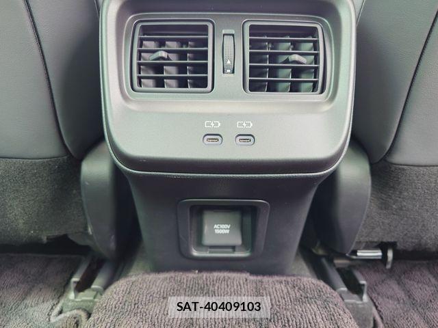 Toyota Crown Crossover 2023-01 8365251-21