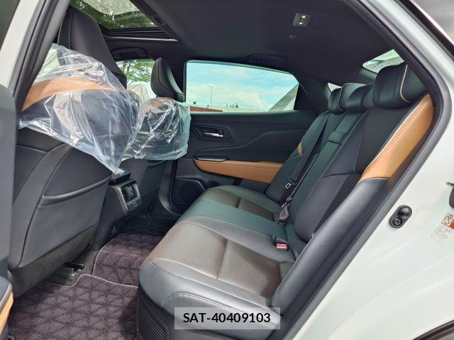 Toyota Crown Crossover 2023-01 8365251-22