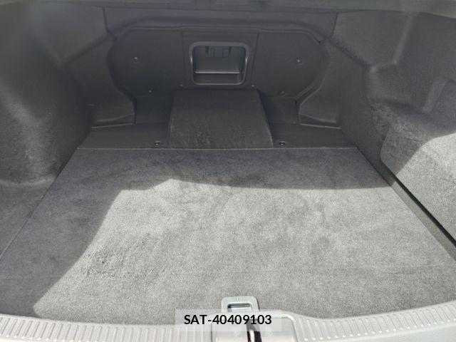 Toyota Crown Crossover 2023-01 8365251-23